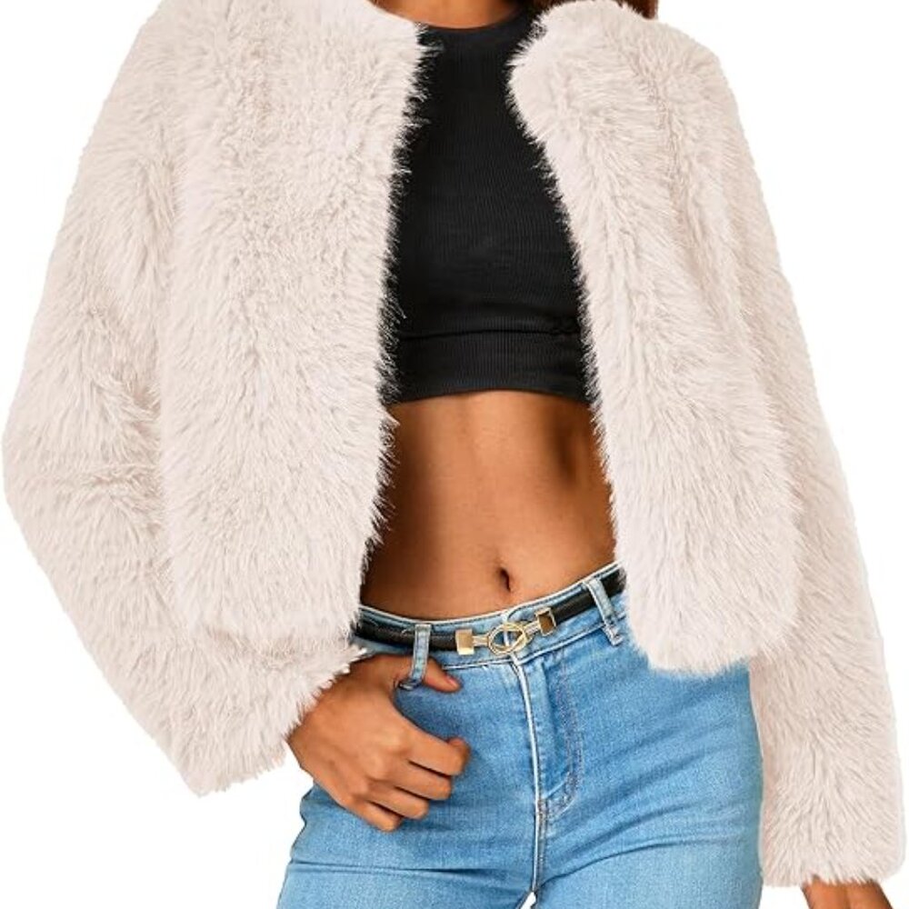 NWT Faux fur cropped jacket